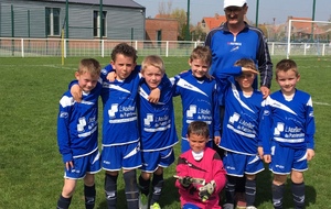 Les U8 se distinguent sous la houlette de Gilles, leur coach ....