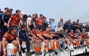 CHAMPIONS  A NOUS LA R2 !!!!