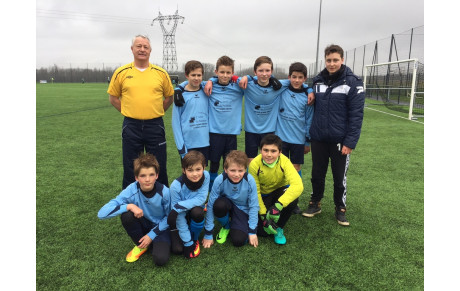 Les U13 jouaient à Genech ce matin...
