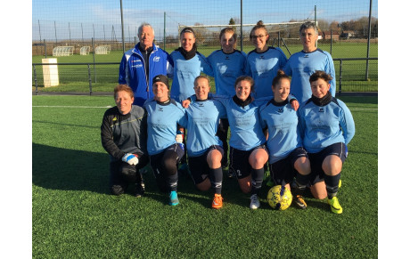 Les beaux sourires avant la rencontre ....perdue avec les honneurs face à Tourcoing 0-2