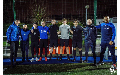 Et Rémi porte haut les couleurs de l’ESGenech ..